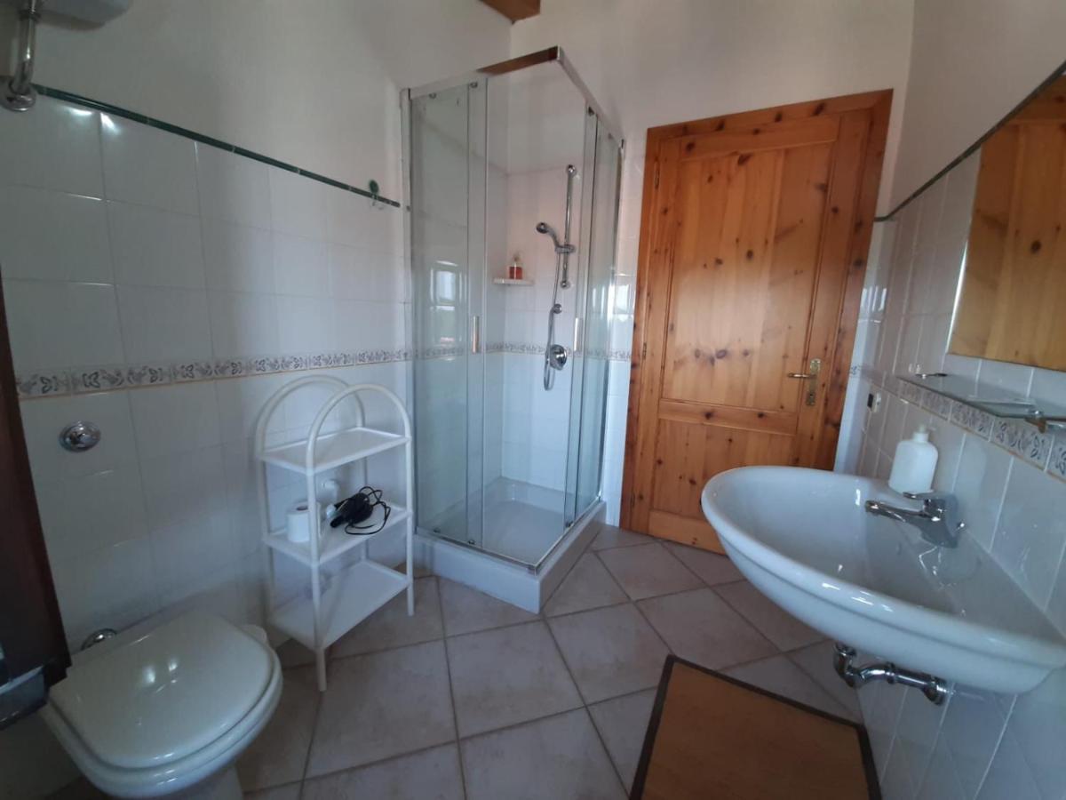 B&B Casa Ghiani Isili Экстерьер фото